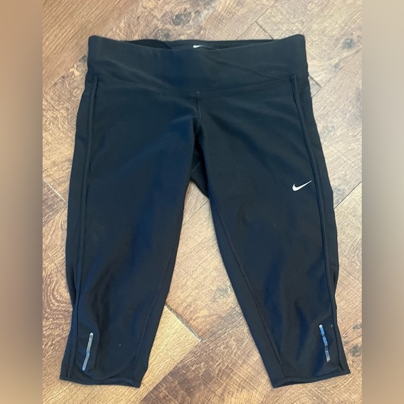 Nike cropped running leggings 2 pairs Womens Sz small drifit - Picture 2 of 7